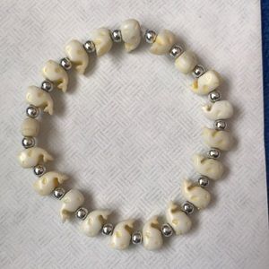 Light yellow whale bead bracelet one size